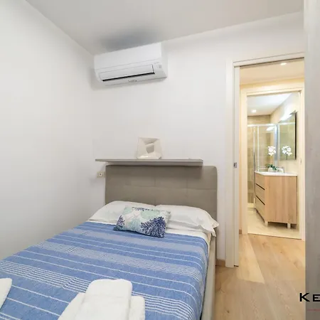 Blue Sky Apartment
